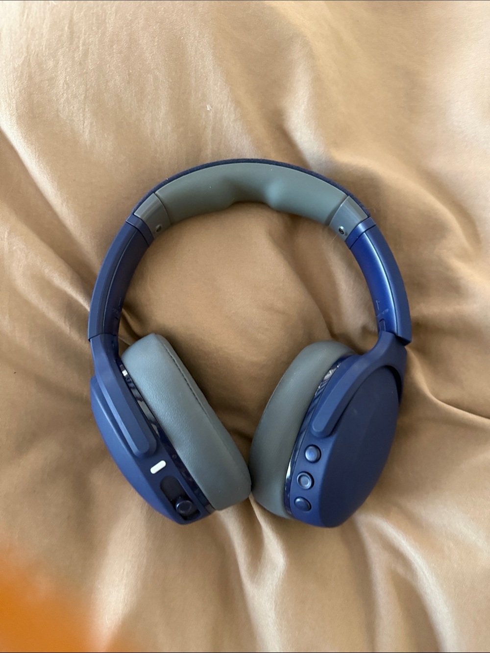 Skullcandy Over-Ear Headphones in Blue and Gray Cushioning